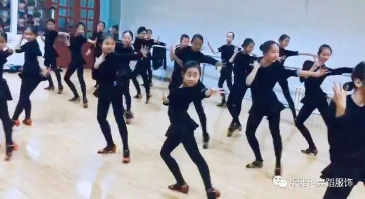 祝贺：乐雅池服饰公司与大连国际舞蹈学校达成战略合作联盟(图7)