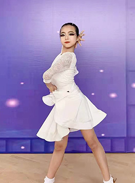 李晓雅